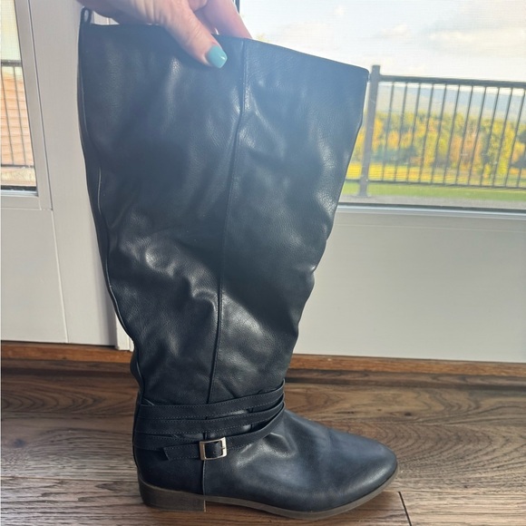 NWOT Journee Collection Navy riding boots - Picture 7 of 7